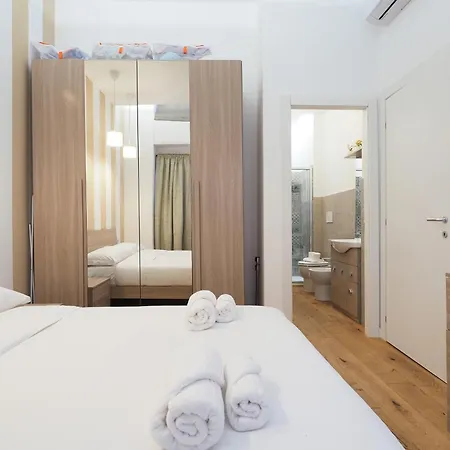 Primopiano - Gluck B Apartment