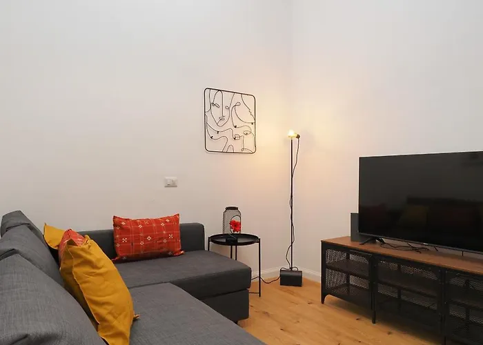 Primopiano - Gluck B Apartament *